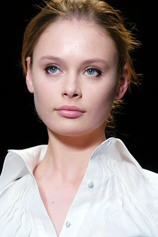 Look 18